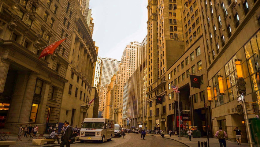 Charming Parisian Street https://unsplash.com/photos/photo-of-a-high-rise-concrete-buildings-and-busy-road-4e8xTgPGHEA