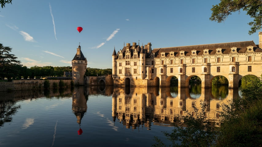 Loire Valley Châteaux https://pixabay.com/photos/chateau-chambord-the-loire-valley-269152/