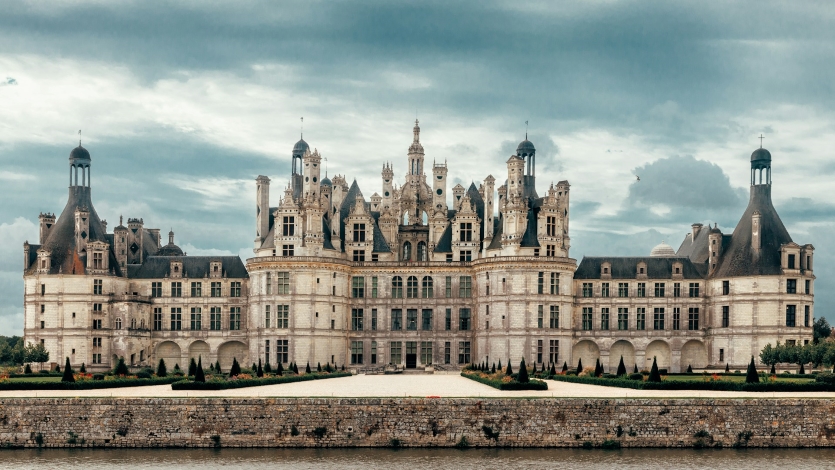 Château de Chambord: https://unsplash.com/photos/chateau-de-chambord-france-EpWAmk1WbNA