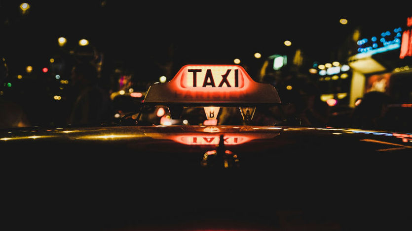 White and Red Taxi Beaconfield at Nighttime https://unsplash.com/photos/white-and-red-taxi-beaconfield-at-nighttime-q-xU9r7AW38