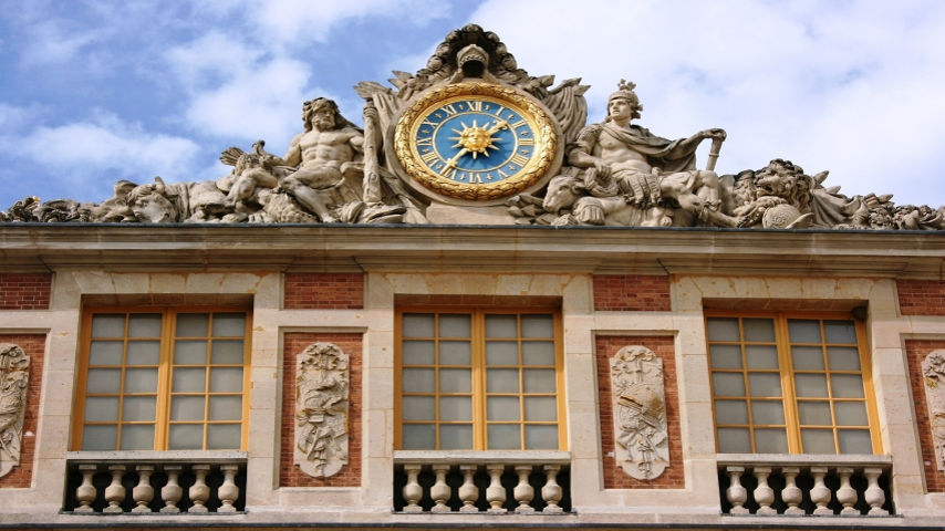 The Palace of Versailles, France https://pixabay.com/photos/versailles-palace-palace-versailles-4838031/